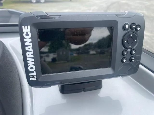 Slide: The Image of Lowrance Hook fish finder on 2019 Tracker Pro Guide V-175 Combo boat dashboard. - 24