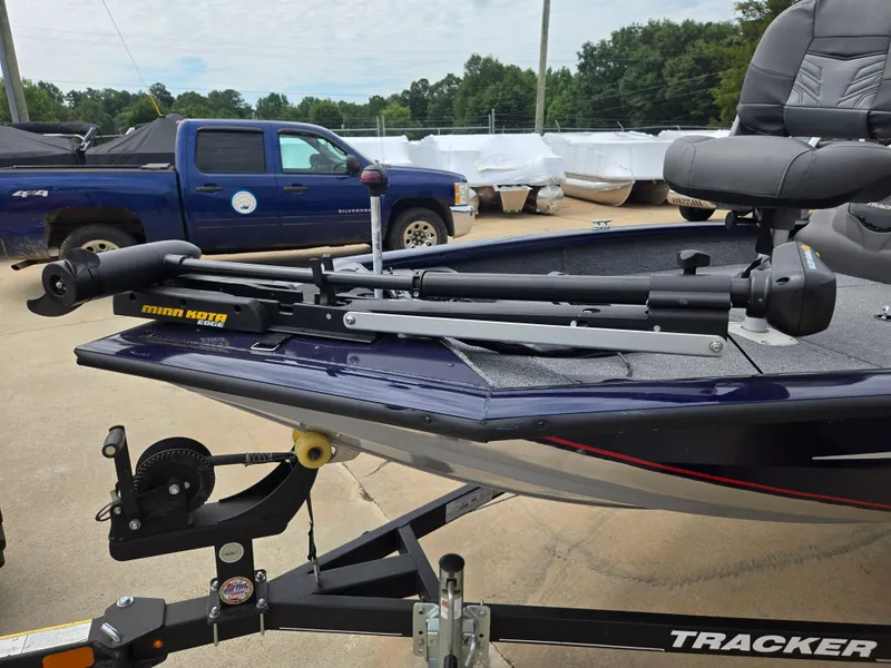 Slide: The Image of 2019 Tracker Pro Team 175 TF boat with Minn Kota Edge trolling motor. - 10