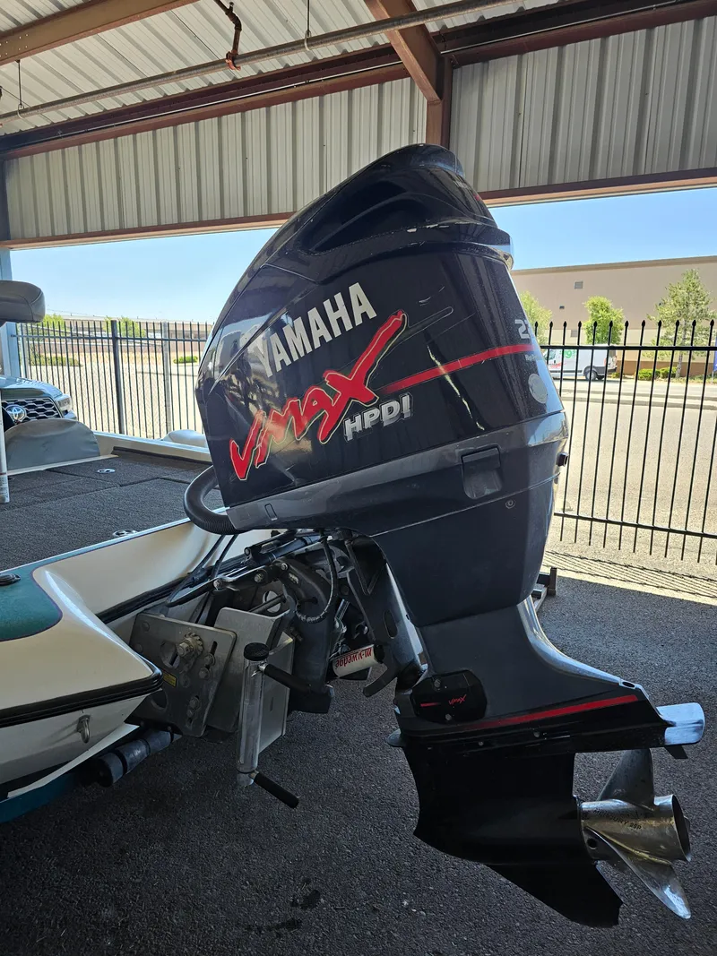 Slide: The Image of 2005 Blazer 202 Pro-V with Yamaha VMAX HPDI outboard motor in a covered area. - 2