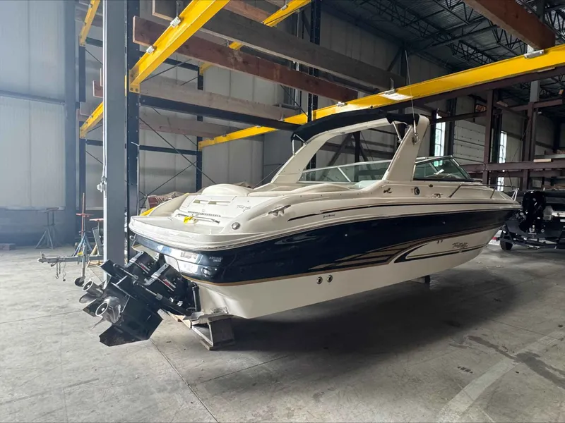 Slide: The Image of Sea Ray 280 Sun Sport 2001 - 3