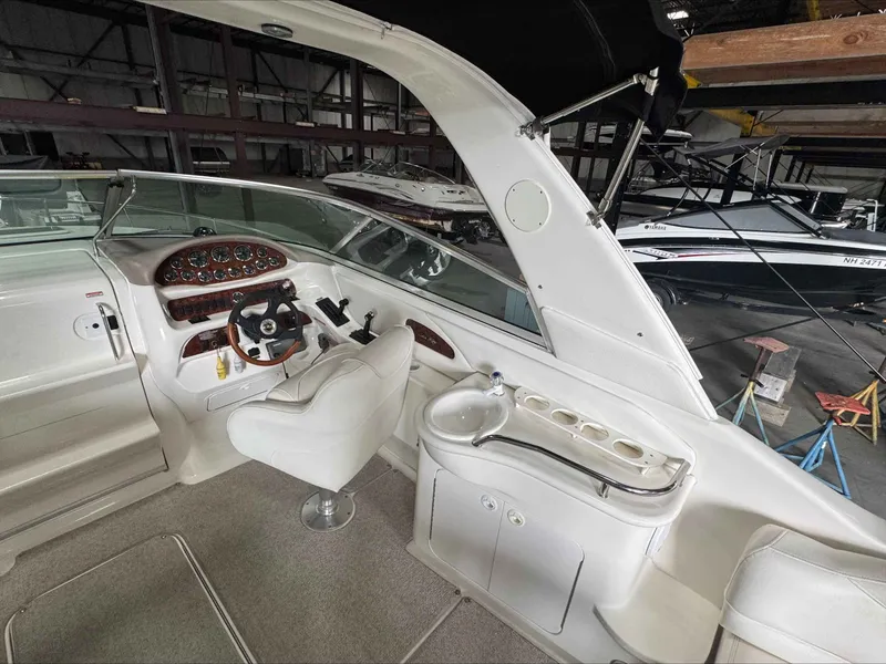 Slide: The Image of Sea Ray 280 Sun Sport 2001 - 5