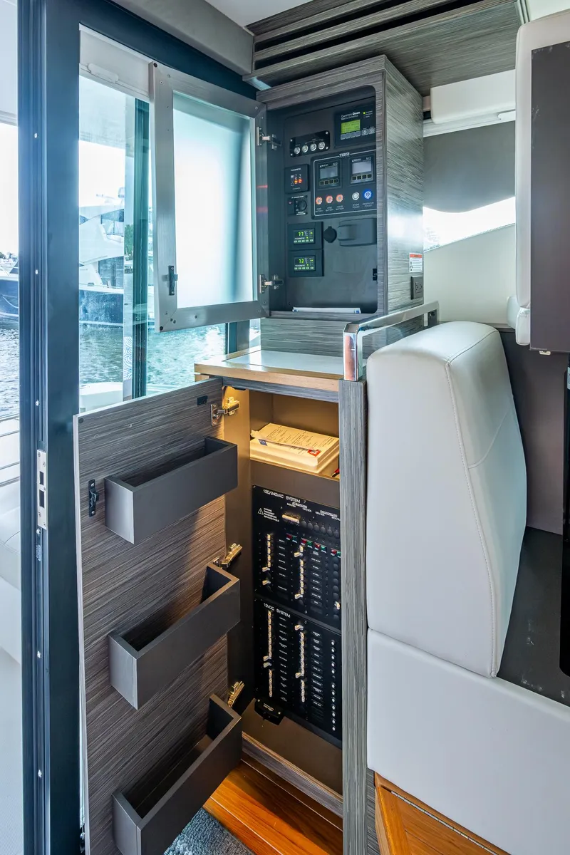 Slide: The Image of Tiara C44 Coupe 2020 - 50