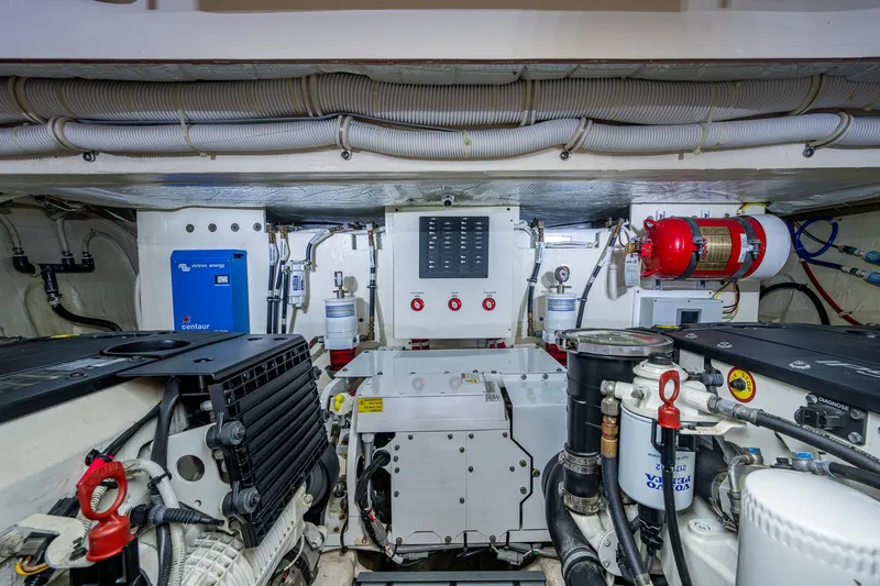 Slide: The Image of Tiara C44 Coupe 2020 - 73