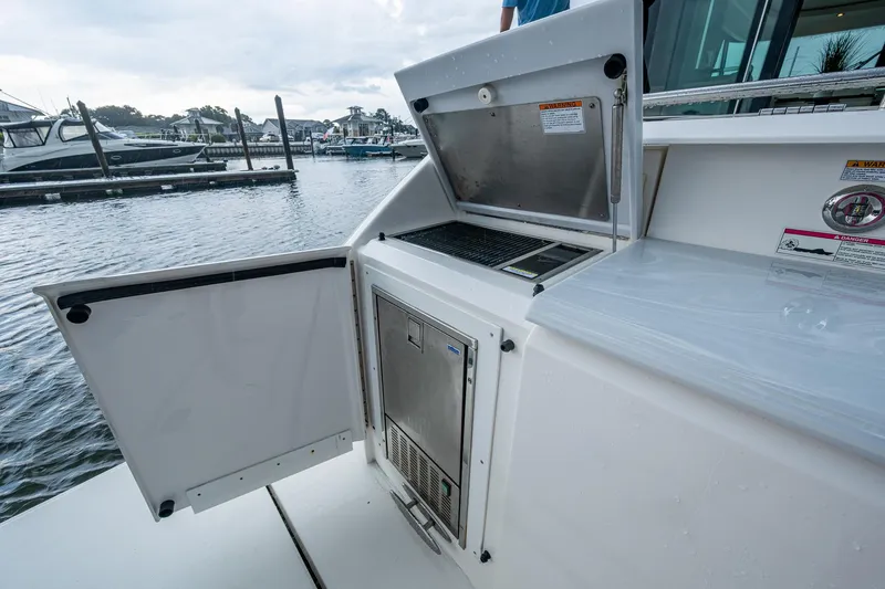 Slide: The Image of Tiara C44 Coupe 2020 - 77