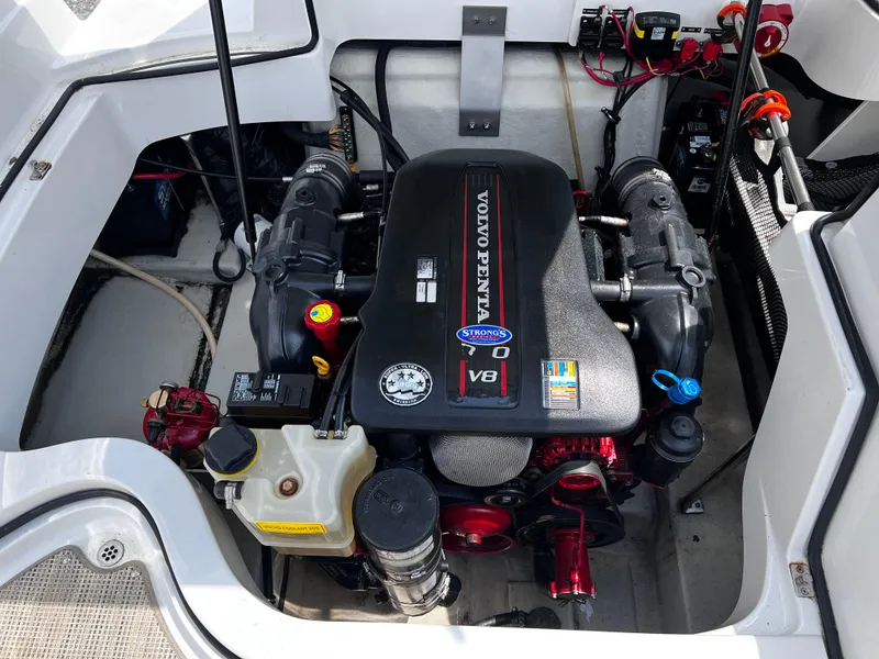 Slide: The Image of Volvo Penta V8 engine in a 2013 Cobalt 262 boat, detailed view. - 19