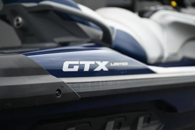 Slide: The Image of Sea-Doo GTX Limited 300 Blue Abyss 2024 - 15