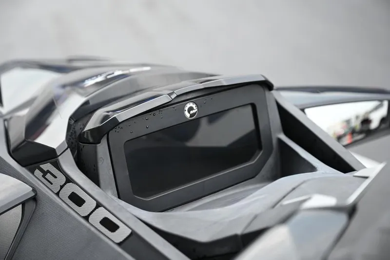 Slide: The Image of Sea-Doo GTX Limited 300 Blue Abyss 2024 - 24