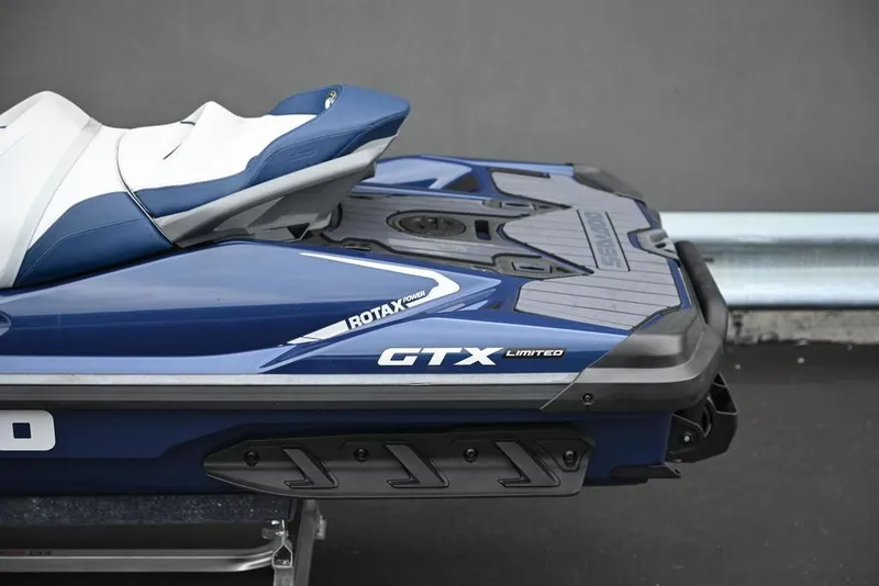 Slide: The Image of Sea-Doo GTX Limited 300 Blue Abyss 2024 - 8