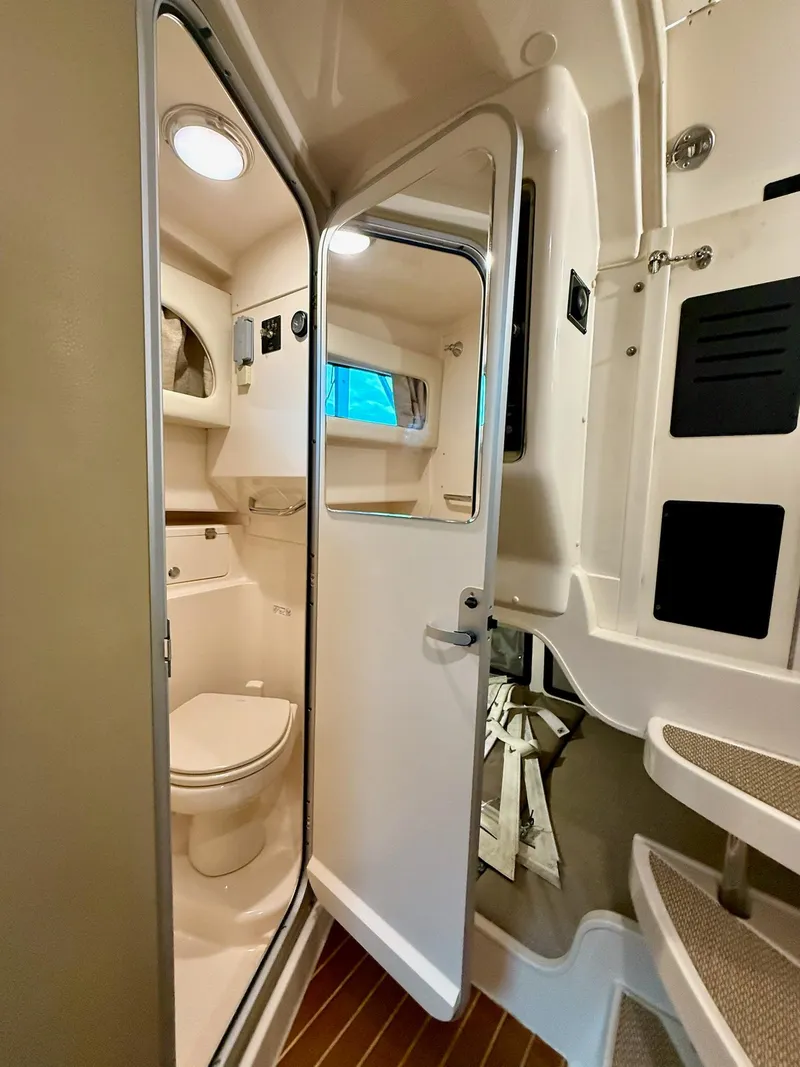 Slide: The Image of Grady-White Marlin 300 2018 - 59