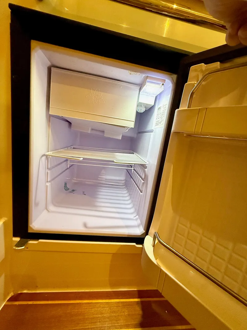 Slide: The Image of Grady-White Marlin 300 2018 - 62