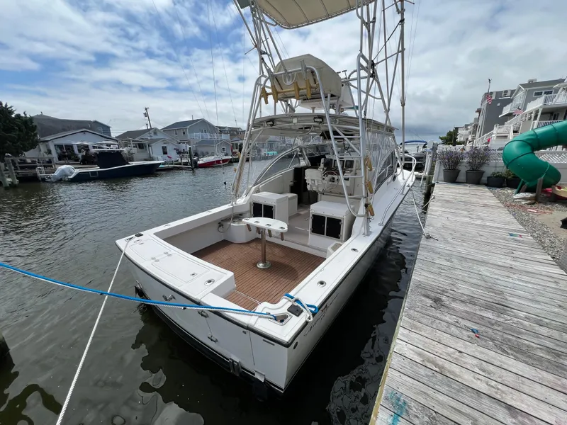 Slide: The Image of Albemarle 305 Express Fisherman 1997 - 2