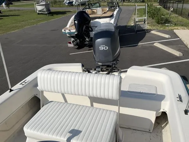 Slide: The Image of Sundance B20CCR 2008 - 2