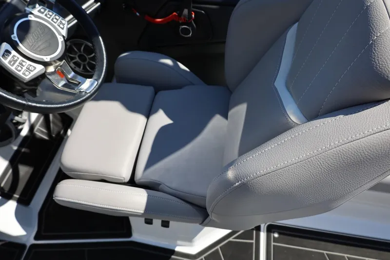 Slide: The Image of Tigé 22RZX 2021 - 62