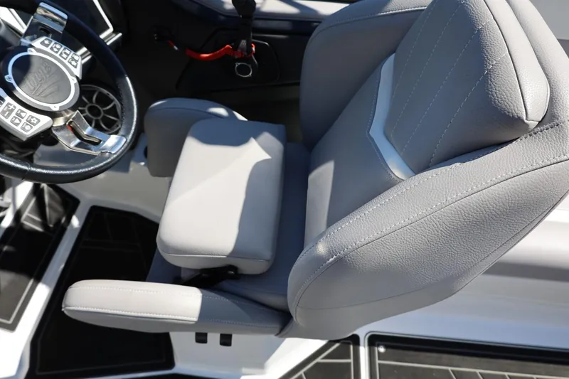 Slide: The Image of Tigé 22RZX 2021 - 63