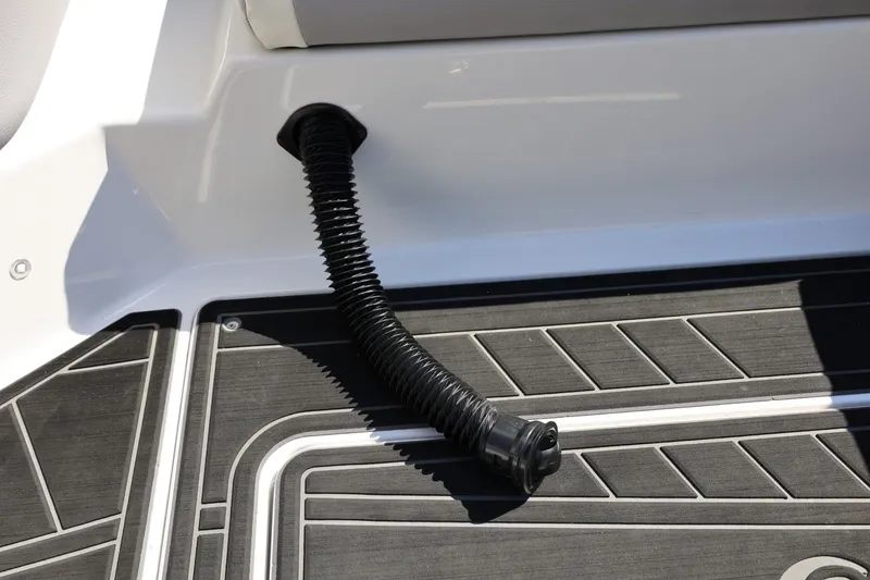 Slide: The Image of Tigé 22RZX 2021 - 65