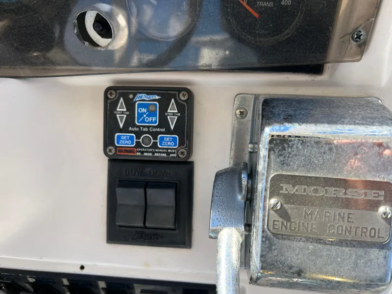 Slide: The Image of Control panel of a 1992 Blackfin 29 Flybridge with Morse marine engine control. - 17