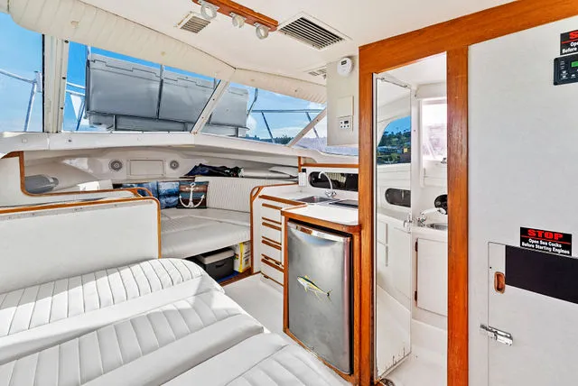 Slide: The Image of Blackfin 29 Flybridge 1992 - 48
