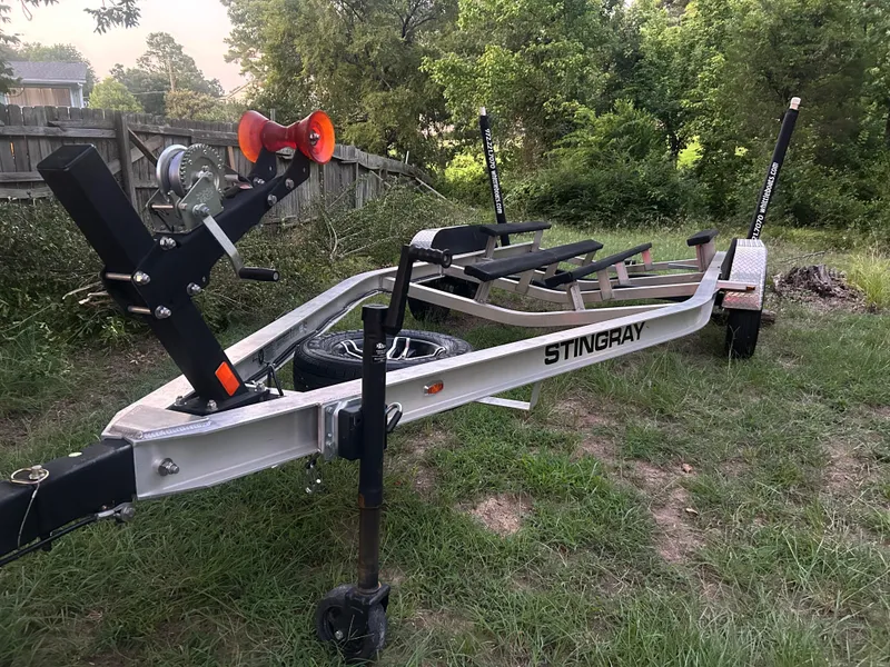 Slide: The Image of Stingray 212 SC 2022 - 102