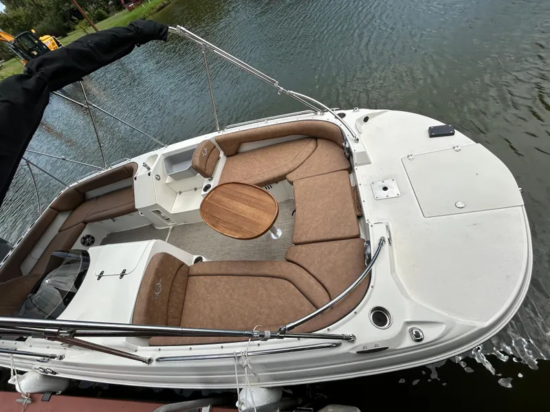 Slide: The Image of Stingray 212 SC 2022 - 104