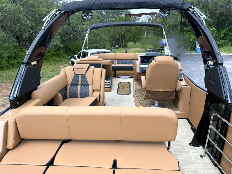 The Image of The 2023 Harris Grand Mariner 230! - 0