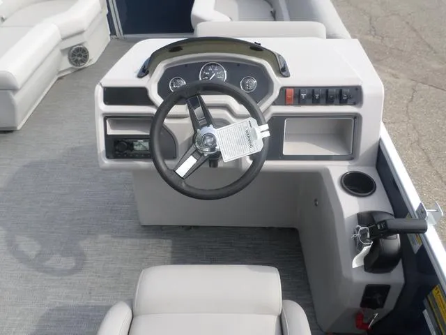 Slide: The Image of Sweetwater 2086 EXC 2025 - 5