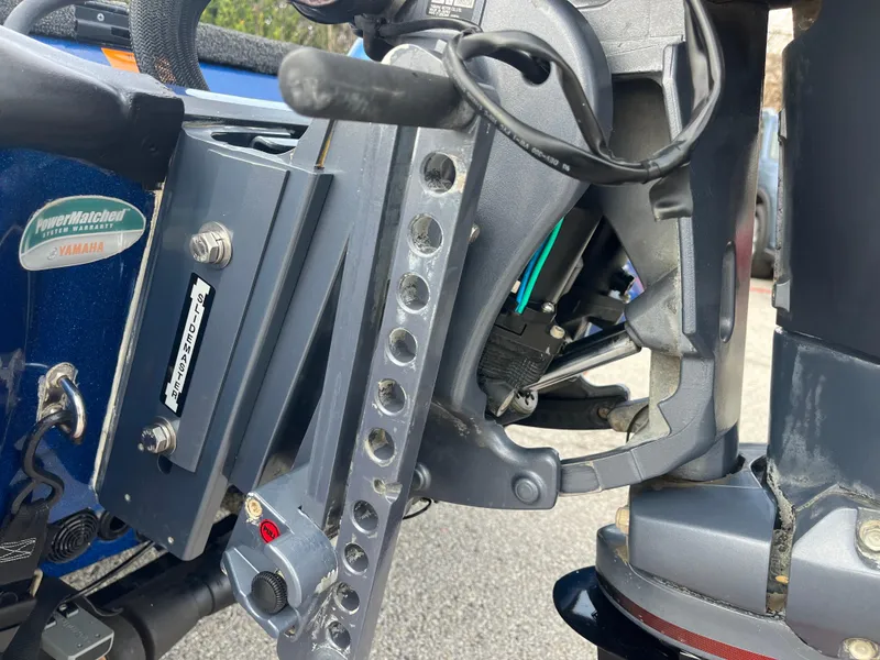 Slide: The Image of 2018 Skeeter ZX190 boat motor mount with Yamaha components and SlideMaster bracket. - 8