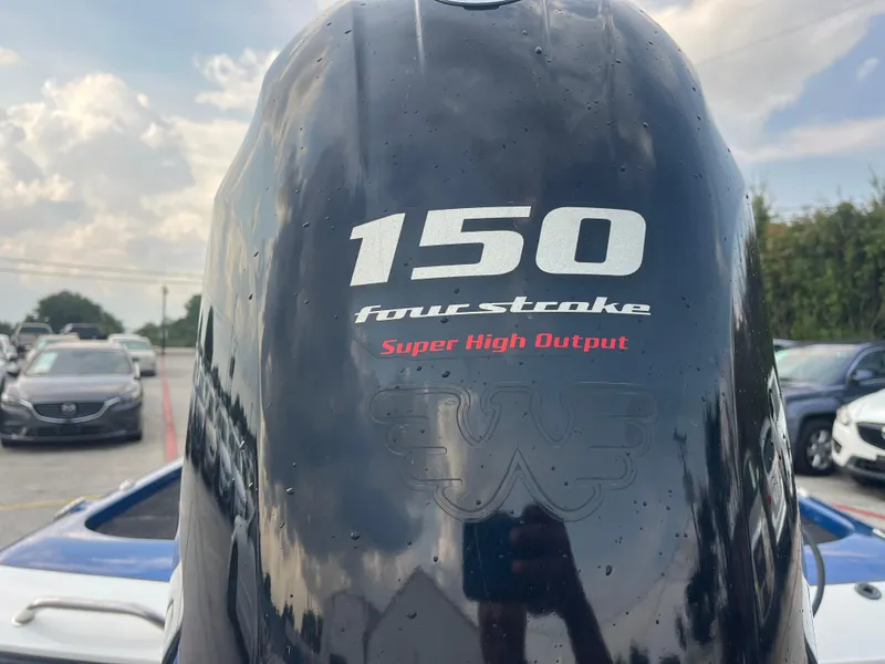 Slide: The Image of 2018 Skeeter ZX190 boat engine, 150 horsepower, four-stroke, super high output. - 9