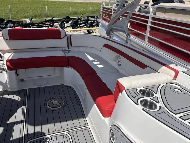 Slide: The Image of Tahoe 215 Xi 2017 - 14