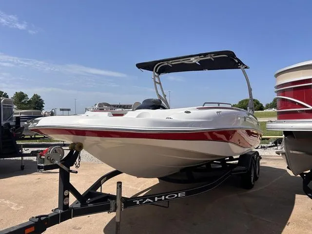 Slide: The Image of Tahoe 215 Xi 2017 - 7