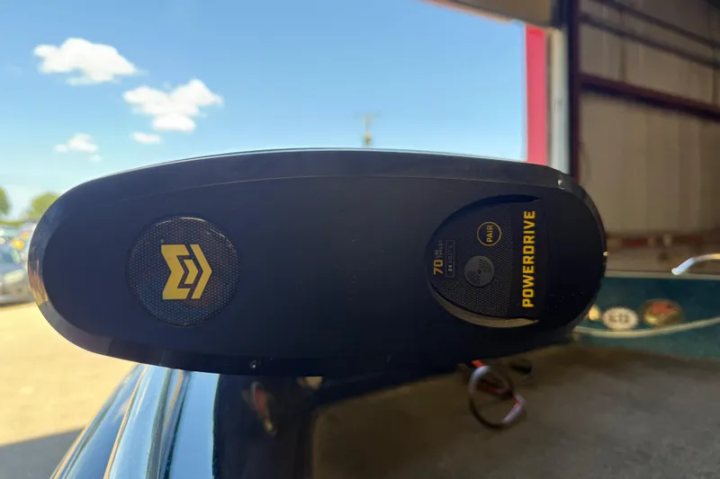 Slide: The Image of Close-up of a PowerDrive motor on a 1999 Ranger 620VS Fisherman boat. - 54