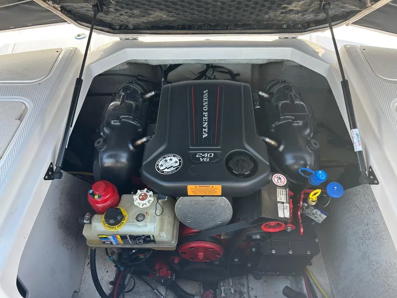 Slide: The Image of Engine compartment of 2018 Chaparral 21 H2O Surf with Volvo Penta 240 V6 engine. - 16