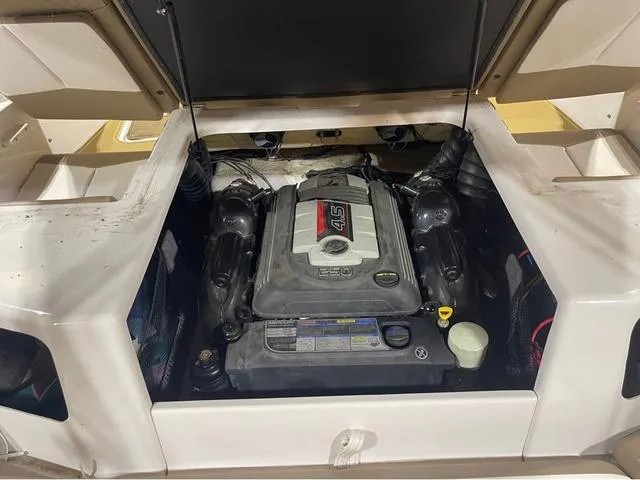 Slide: The Image of Four Winns Horizon 200 2016 - 14