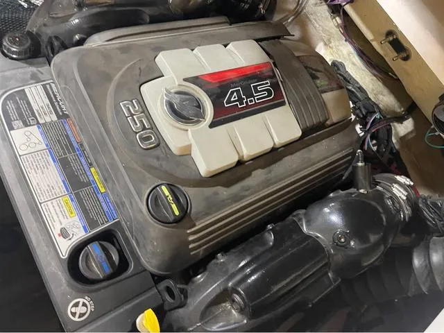 Slide: The Image of Four Winns Horizon 200 2016 - 15