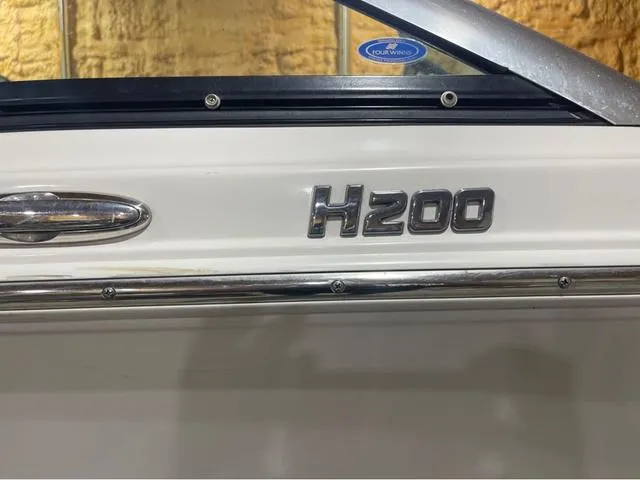 Slide: The Image of Four Winns Horizon 200 2016 - 19