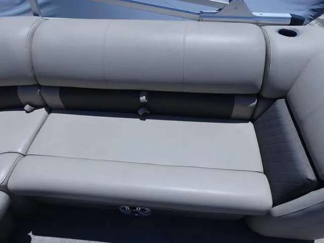 Slide: The Image of Sun Tracker Party Barge 20 DLX 2022 - 20