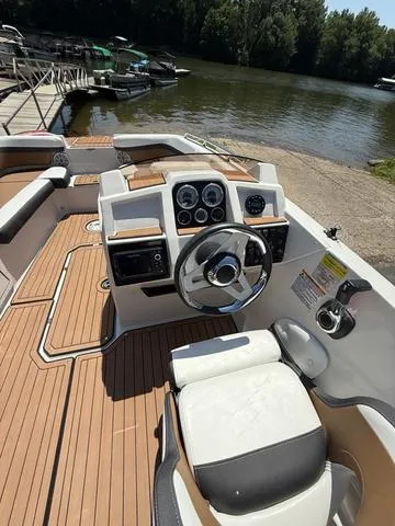 Slide: The Image of Starcraft SVX 211 OB 2024 - 10