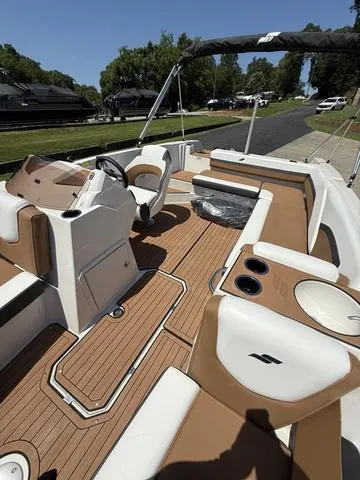 Slide: The Image of Starcraft SVX 211 OB 2024 - 13