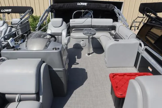 Slide: The Image of Lowe SS 230 CL 2019 - 9