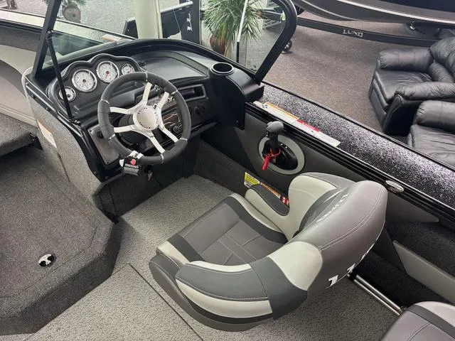 Slide: The Image of Lund 1875 Crossover XS Sport 2025 - 7