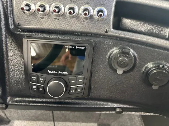 Slide: The Image of Lund 1875 Crossover XS Sport 2025 - 9