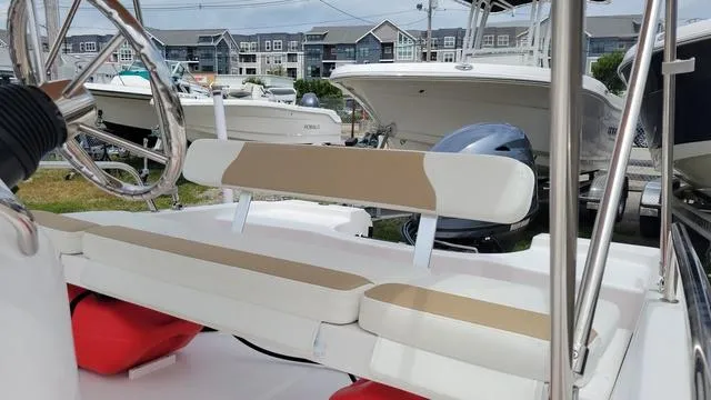 Slide: The Image of Edgewater 158CS 2025 - 5