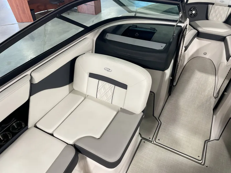 Slide: The Image of Regal 2000ES 2025 - 14