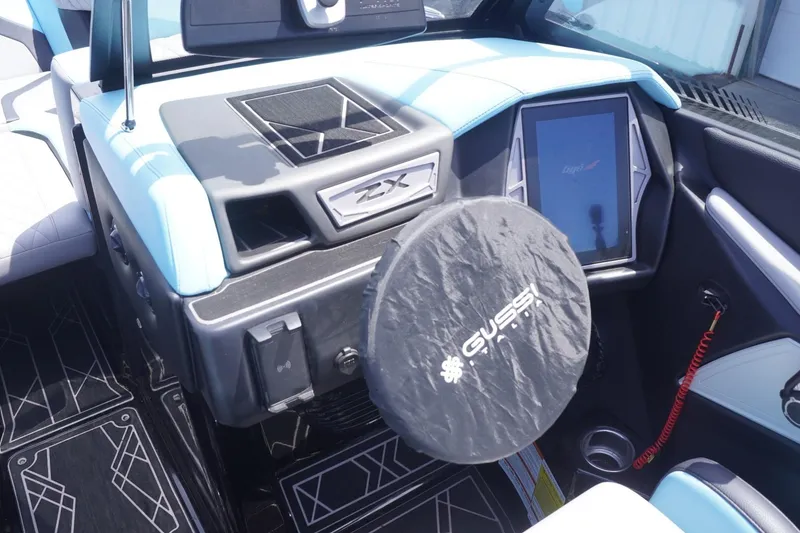 Slide: The Image of Tigé 23ZX 2023 - 51