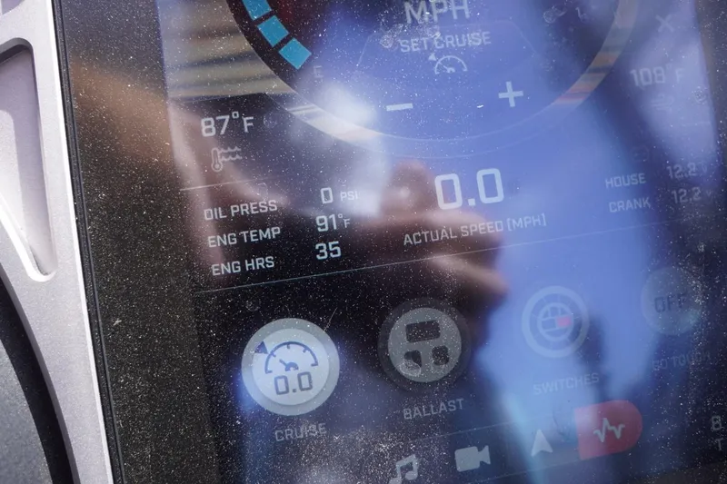 Slide: The Image of Tigé 23ZX 2023 - 55