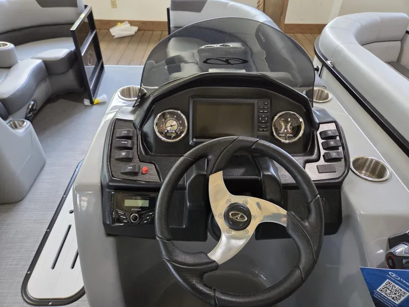 Slide: The Image of Veranda VR22RC 2025 - 5