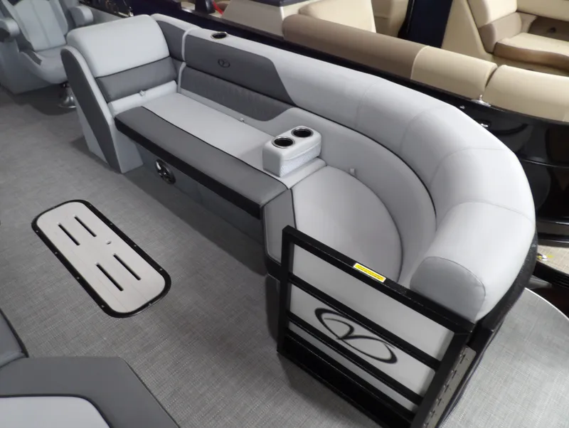 Slide: The Image of Veranda VISTA SPORT 22 2025 - 5