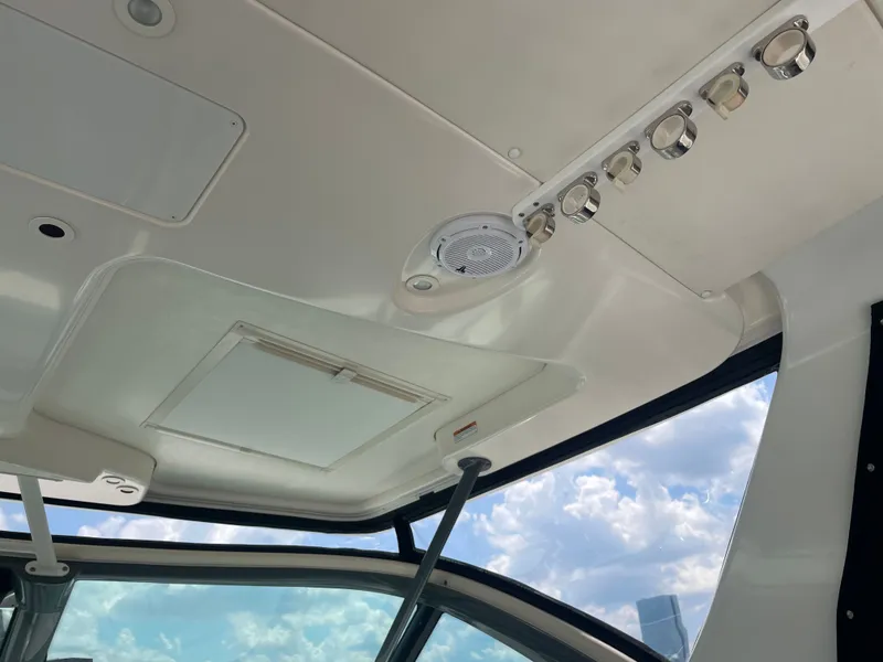 Slide: The Image of Tiara 3200 Open 2006 - 11