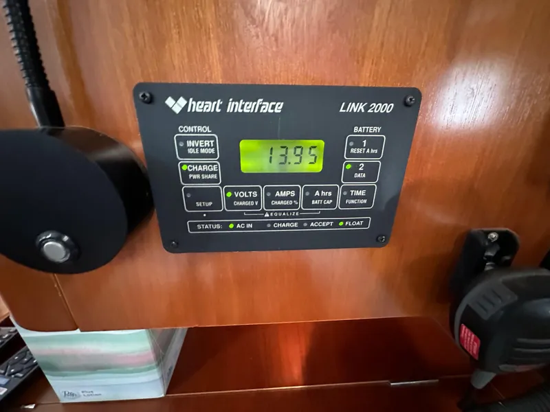 Slide: The Image of Beneteau 411 2002 - 52