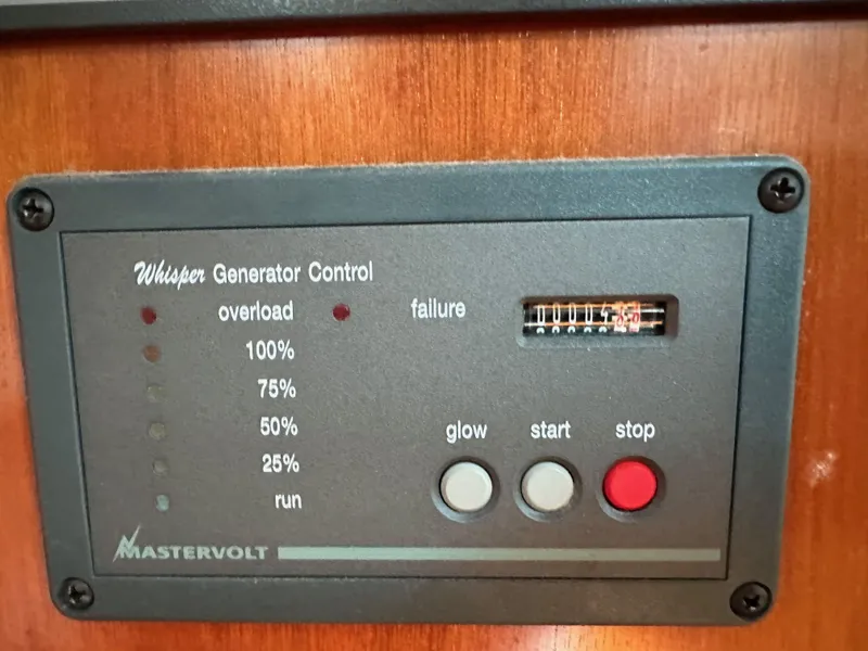 Slide: The Image of Beneteau 411 2002 - 81