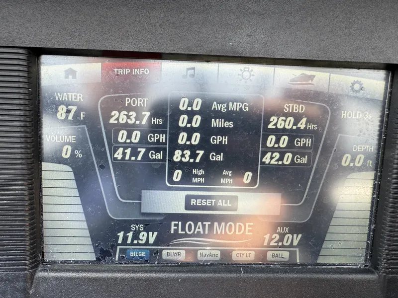 Slide: The Image of Yamaha 212X 2017 - 5